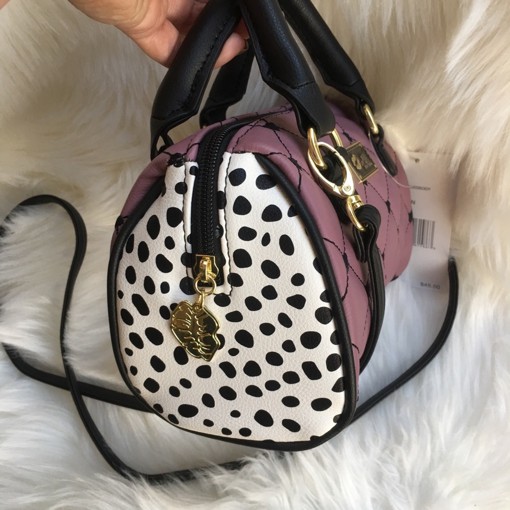 Betsey Johnson crossbody bag mini barrel quilted - Picture 3 of 8